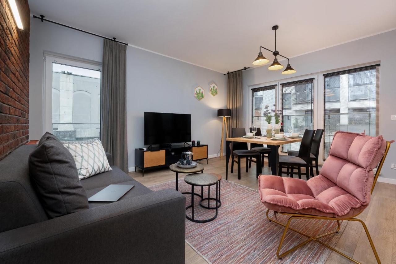 Exclusive Apartments Mostowa By Renters Prestige พอซนาน ภายนอก รูปภาพ