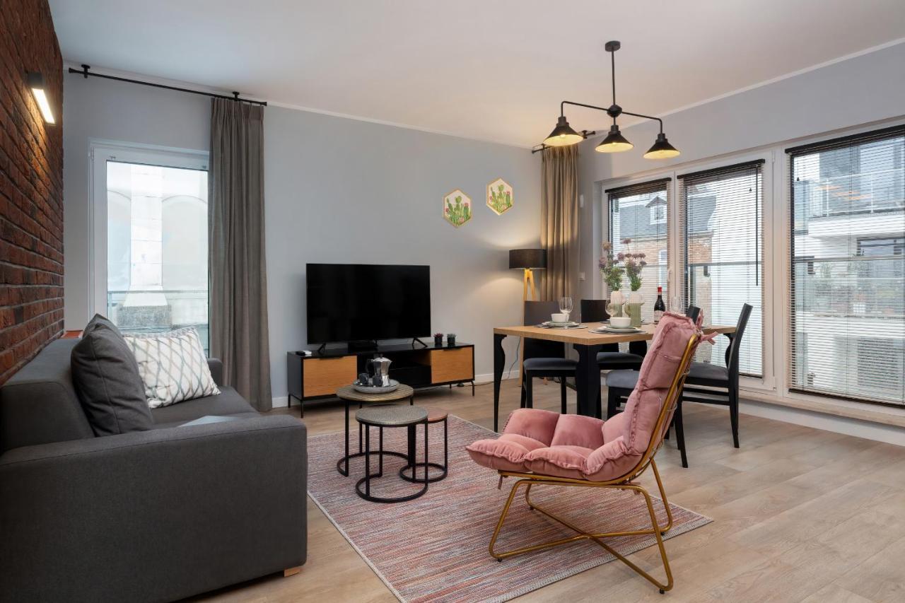 Exclusive Apartments Mostowa By Renters Prestige พอซนาน ภายนอก รูปภาพ