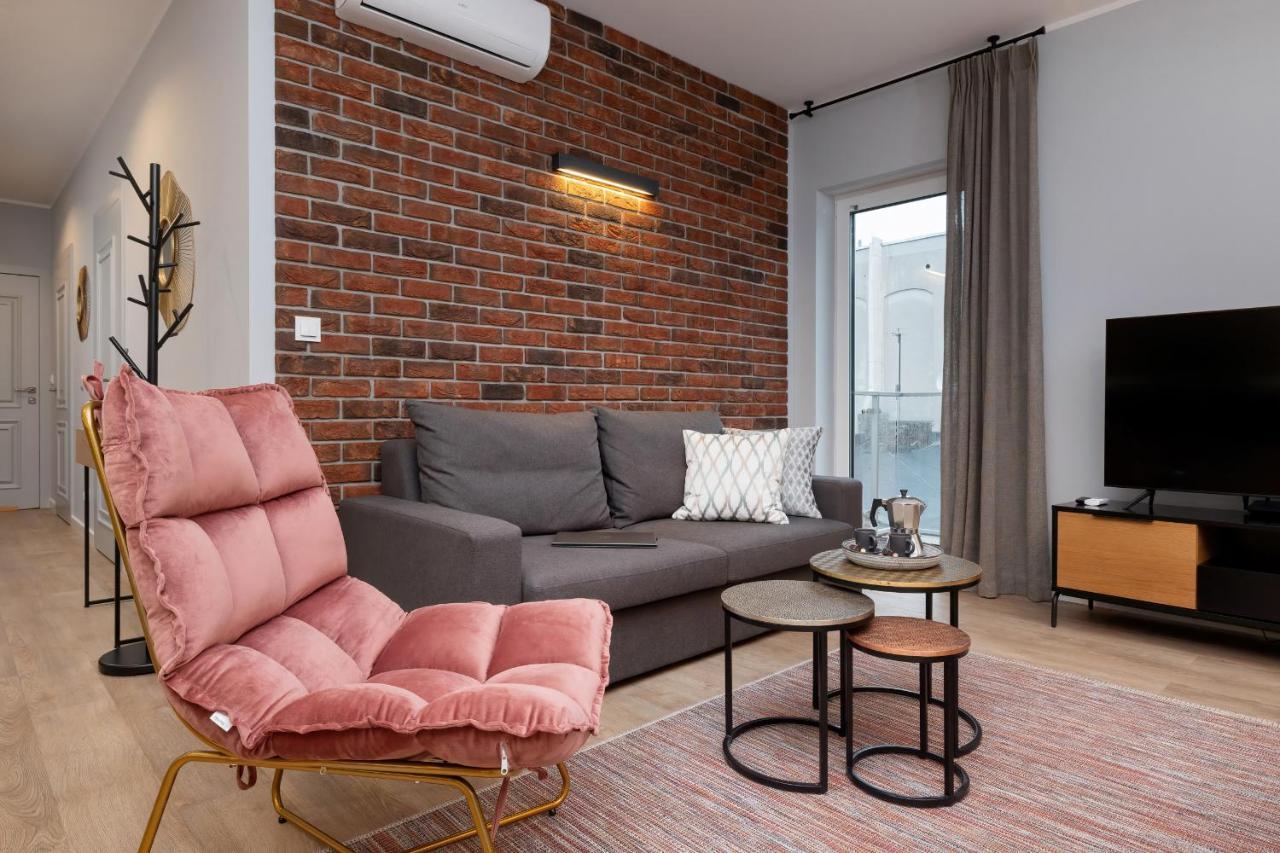 Exclusive Apartments Mostowa By Renters Prestige พอซนาน ภายนอก รูปภาพ